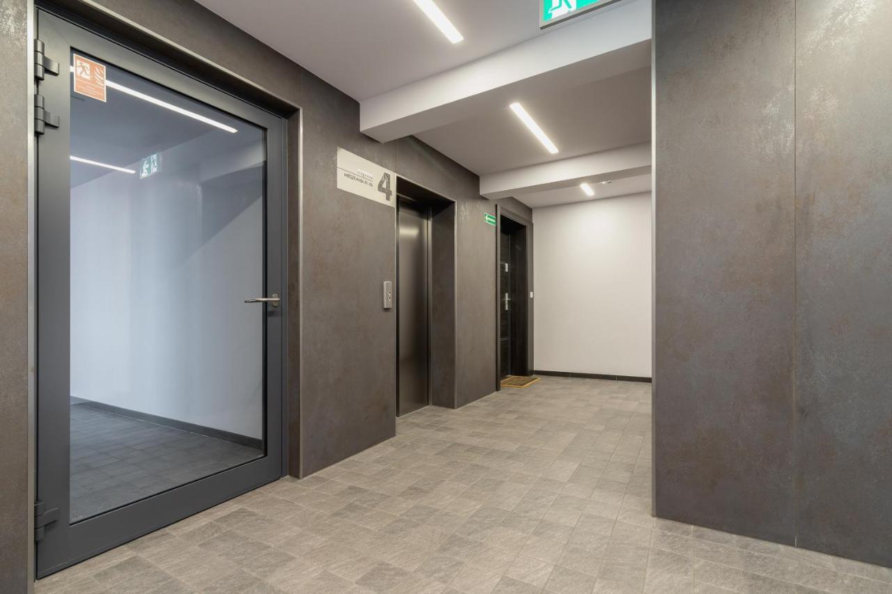 Apartments Cracow Wawrzynca By Noclegi Renters Kraków Eksteriør billede