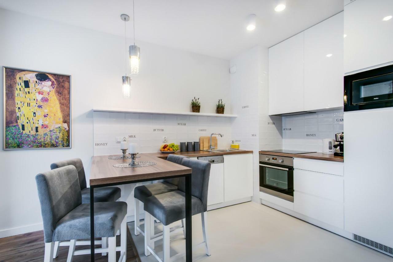 Apartments Cracow Wawrzynca By Noclegi Renters Kraków Eksteriør billede