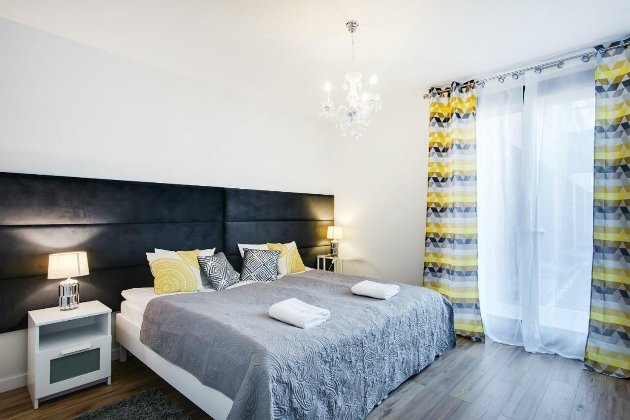 Apartments Cracow Wawrzynca By Noclegi Renters Kraków Eksteriør billede